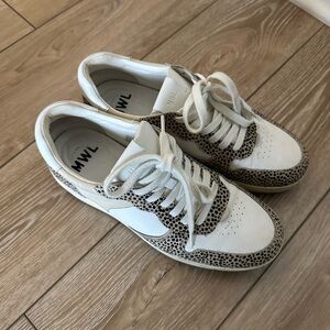 Leopard sneakers